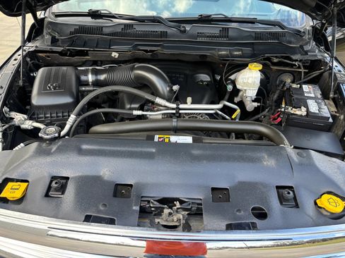 Used 2019 RAM 1500 Big Horn AWD/4WD image 36