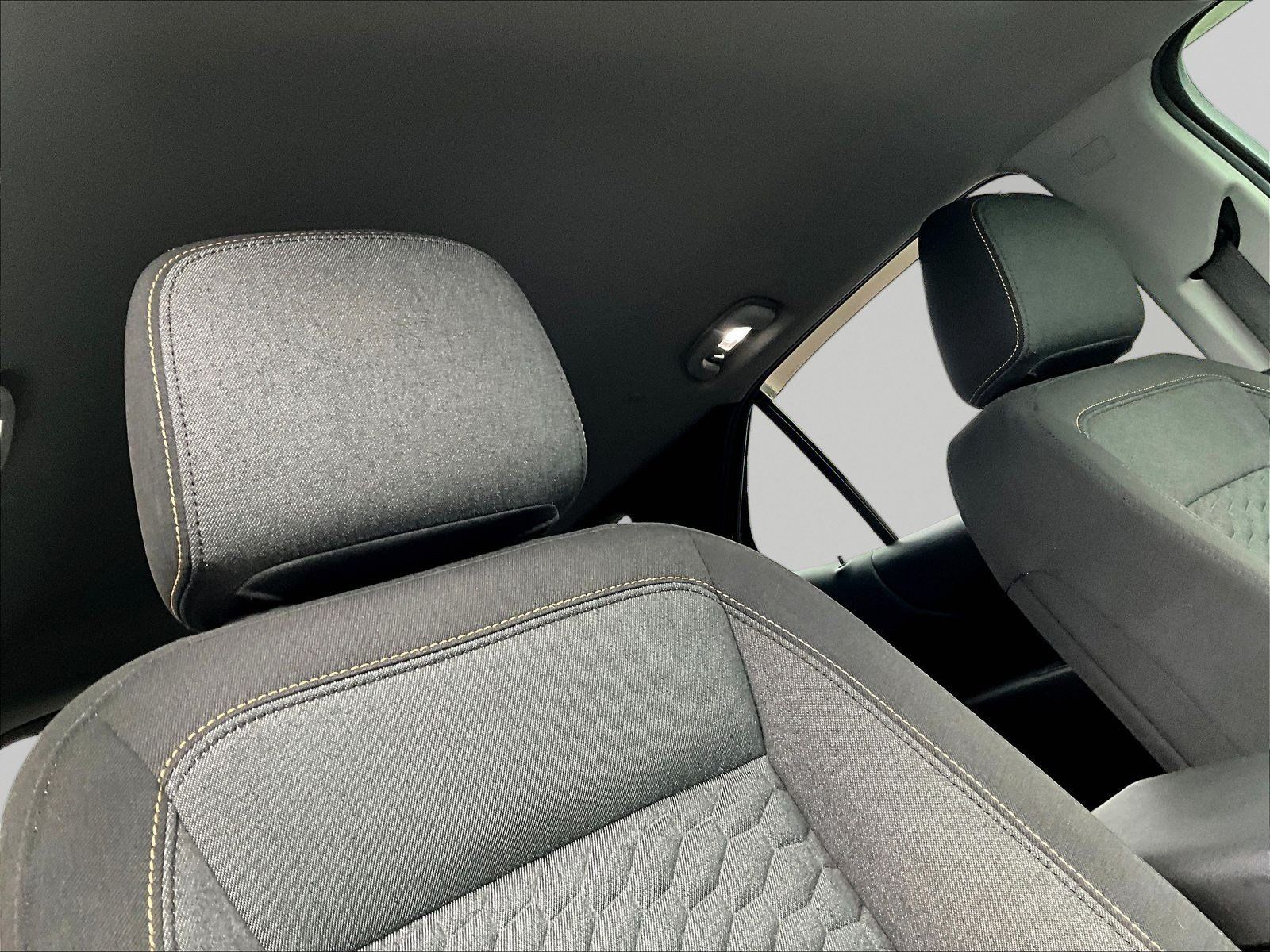 Used 2019 Chevrolet Equinox LT FWD image 27