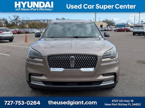 Used 2021 Lincoln Aviator Reserve w/ Equipment Group 201A image 8