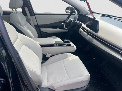 Certified 2023 Nissan Ariya AWD image 15