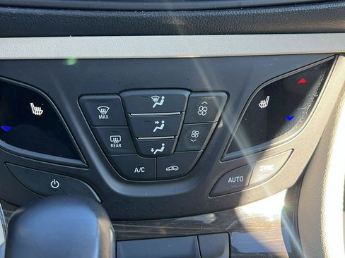 Used 2020 Buick Envision Preferred w/ LPO, Interior Luxury Package image 26