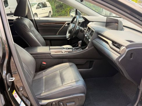 Used 2019 Lexus RX 350 AWD w/ Navigation Package image 27