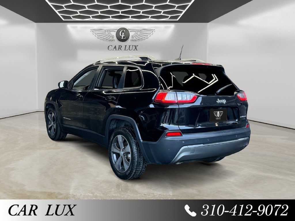 Used 2019 Jeep Cherokee Limited FWD image 3