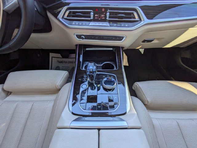 Used 2021 BMW X7 xDrive40i w/ Executive Package 2 AWD/4WD image 23