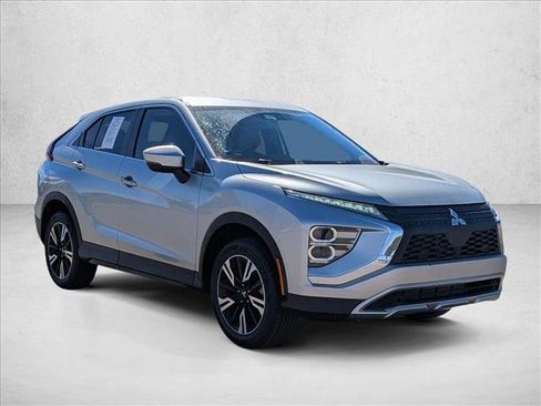 Used 2024 Mitsubishi Eclipse Cross SE image 3