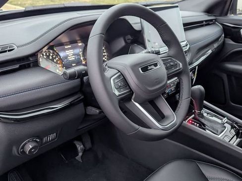 New 2026 Jeep Compass Limited image 12