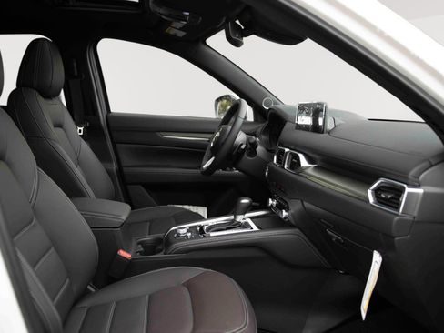 New 2025 MAZDA CX-5 Signature image 23