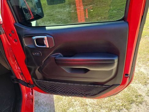 Used 2021 Jeep Wrangler Unlimited Sport image 35