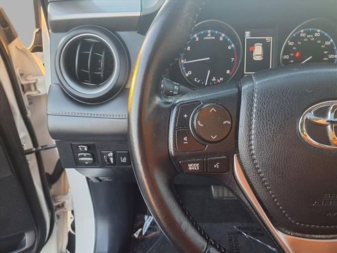 Used 2017 Toyota RAV4 XLE image 11