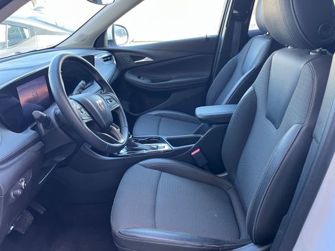 Used 2025 Buick Encore GX Preferred image 25