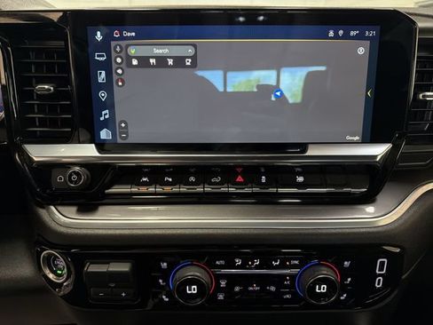 Certified 2024 Chevrolet Silverado 1500 High Country w/ Technology Package AWD/4WD image 18