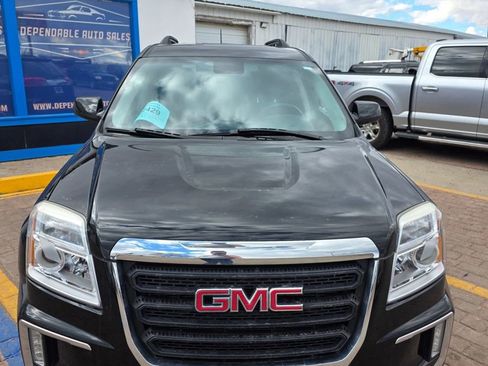 Used 2017 GMC Terrain SLE w/ Driver Alert Package I AWD/4WD image 2