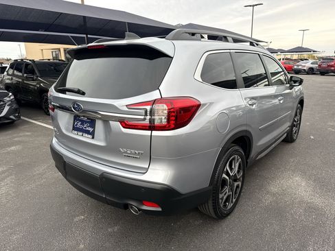 New 2026 Subaru Ascent Limited image 7