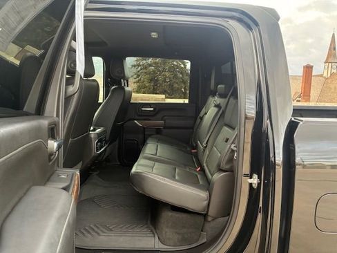 Used 2023 Chevrolet Silverado 2500 High Country w/ Z71 Off-Road Package image 18