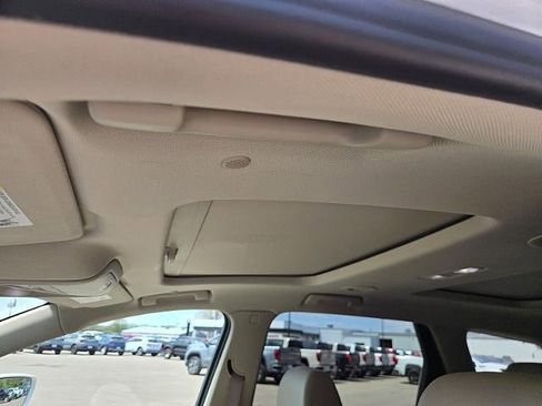Used 2019 Buick Enclave Premium w/ Experience Buick Package AWD/4WD image 4