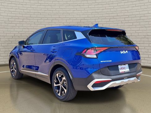 Used 2025 Kia Sportage EX FWD image 7