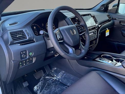 New 2026 Honda Ridgeline Black Edition image 7