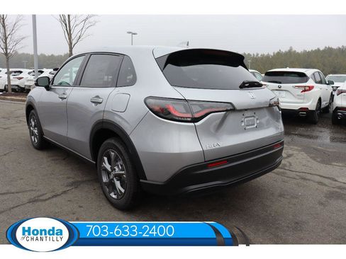 New 2026 Honda HR-V LX image 5