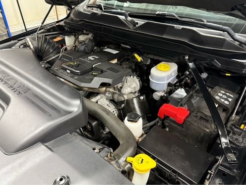 Used 2022 RAM 3500 Limited AWD/4WD image 50