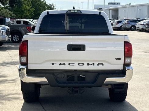 Used 2023 Toyota Tacoma SR5 RWD image 5