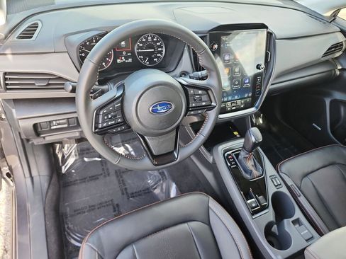 Used 2025 Subaru Crosstrek 2.5i Limited w/ Popular Package #4A image 32