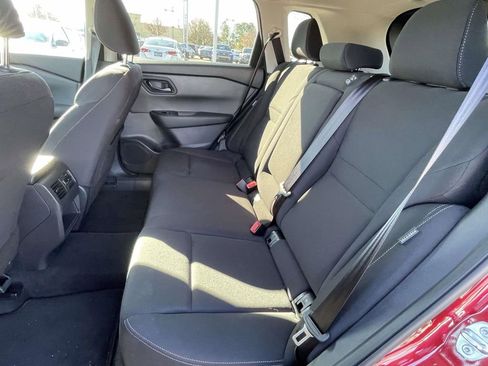 Used 2025 Nissan Rogue S image 10