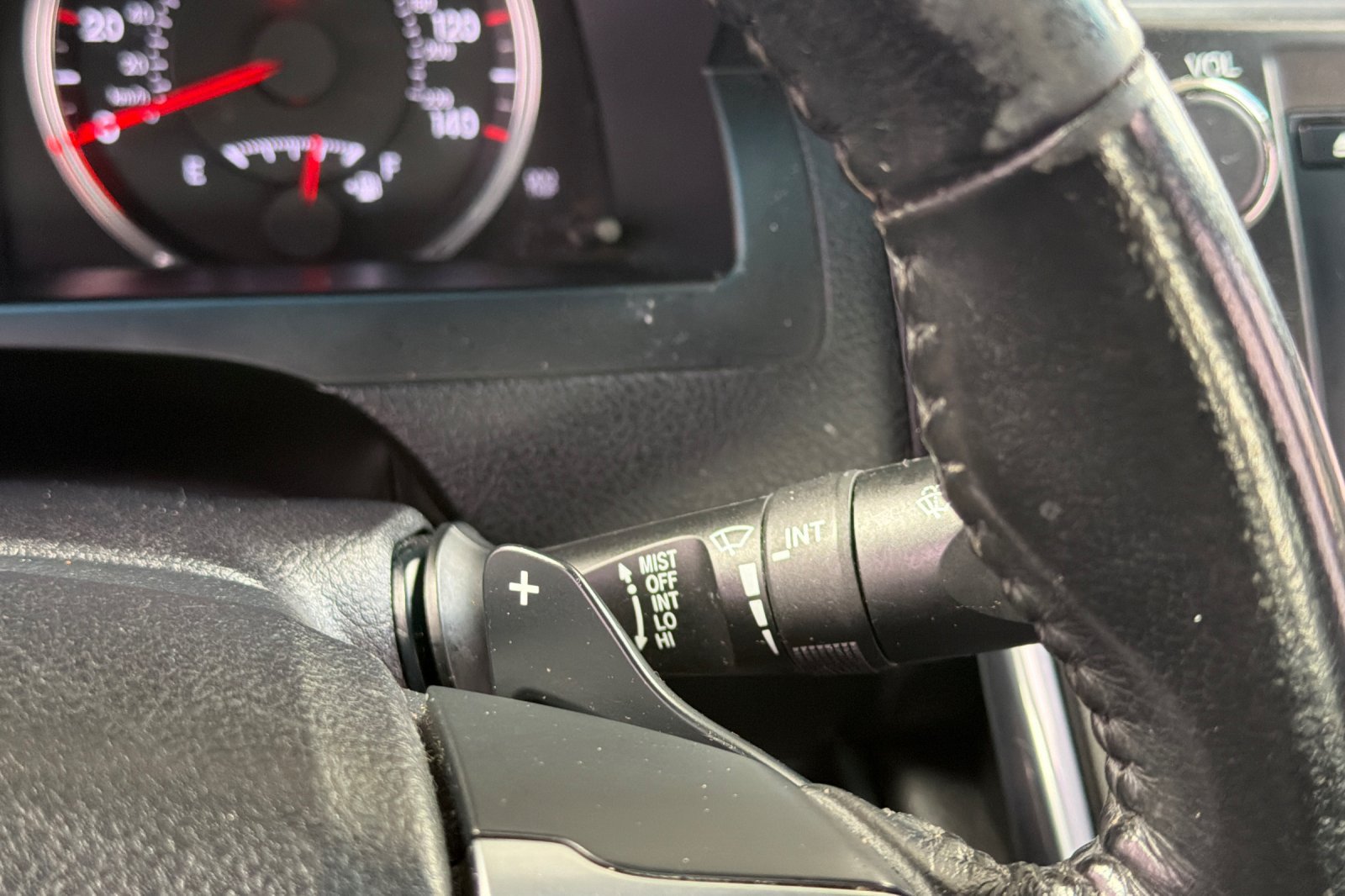 Used 2016 Toyota Camry SE FWD image 31