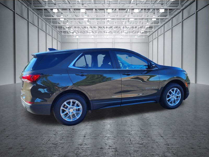 Used 2024 Chevrolet Equinox LT AWD/4WD image 6