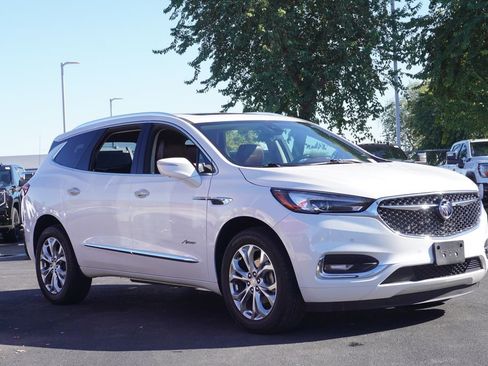Used 2020 Buick Enclave Avenir w/ Avenir Technology Package image 4