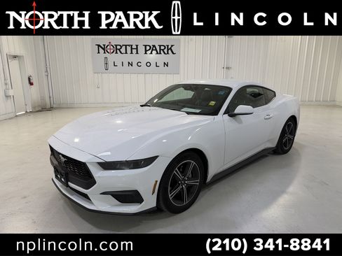 Used 2025 Ford Mustang Premium image 1