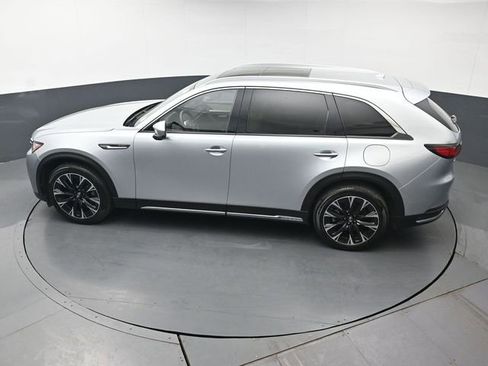 Certified 2024 MAZDA CX-90 Plug-In Hybrid w/ Premium Pkg AWD/4WD image 37