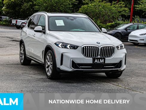 Used 2024 BMW X5 xDrive50e AWD/4WD image 5