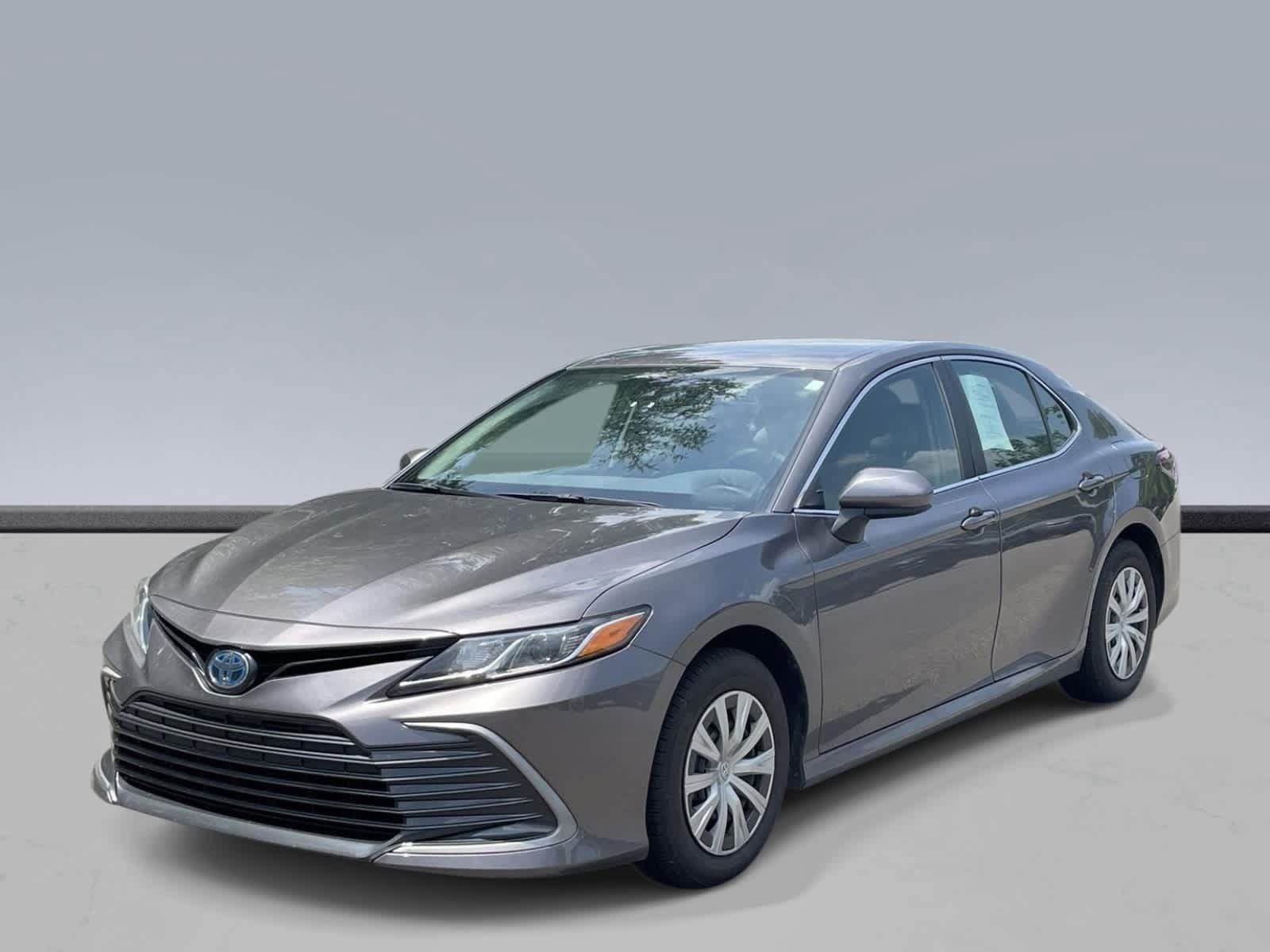 Used 2023 Toyota Camry LE FWD image 1