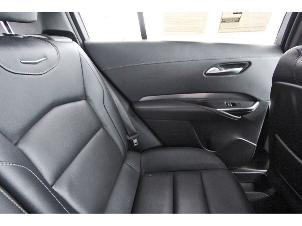 Certified 2025 Cadillac XT4 Premium Luxury FWD image 11