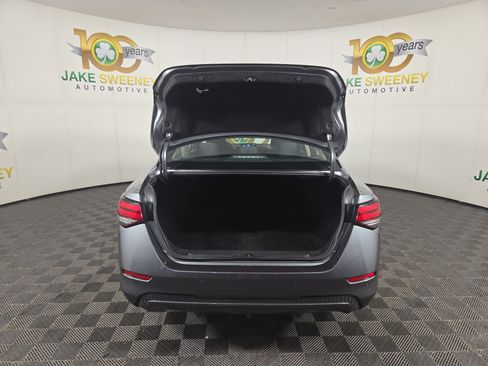 Used 2024 Nissan Sentra SV FWD image 32