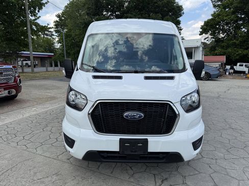 Used 2024 Ford Transit 350 XLT RWD image 16