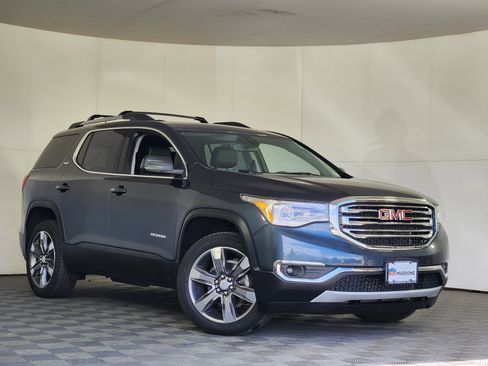 Used 2019 GMC Acadia SLT w/ LPO, Floor Liner Package image 1