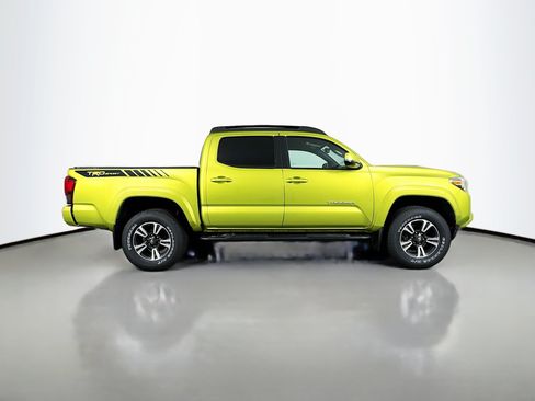 Certified 2023 Toyota Tacoma TRD Sport AWD/4WD image 8