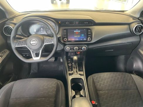 Certified 2024 Nissan Kicks SV FWD image 9