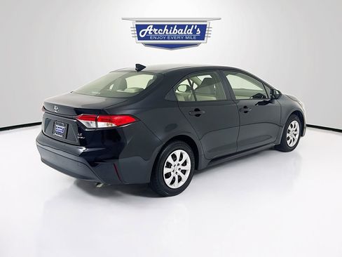 Used 2026 Toyota Corolla LE image 7