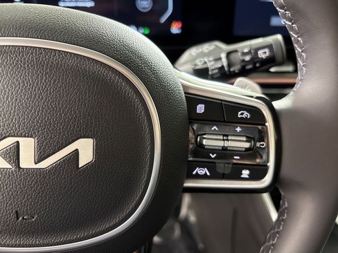 New 2026 Kia Carnival SX Prestige FWD image 29