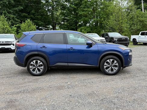 Used 2023 Nissan Rogue SV AWD/4WD image 7