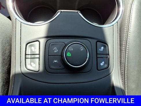 Certified 2024 GMC Terrain SLT AWD/4WD image 28