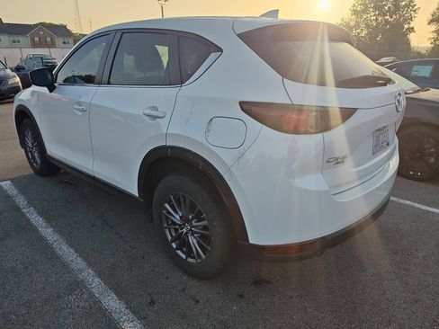 Used 2017 MAZDA CX-5 Sport AWD/4WD image 4