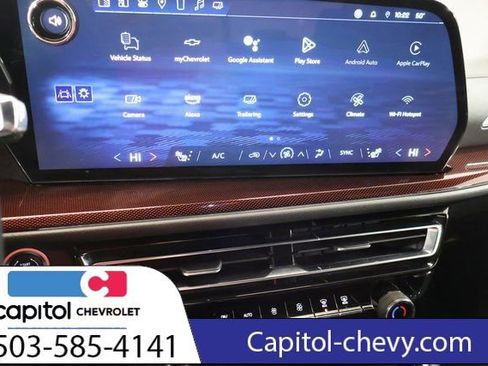 Used 2025 Chevrolet Traverse Z71 AWD/4WD image 20