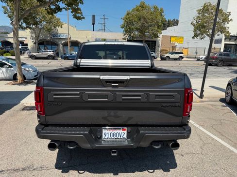 Used 2019 Ford F150 Raptor w/ Equipment Group 802A Luxury AWD/4WD image 10