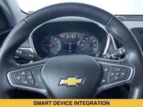 Certified 2018 Chevrolet Equinox LT FWD image 3