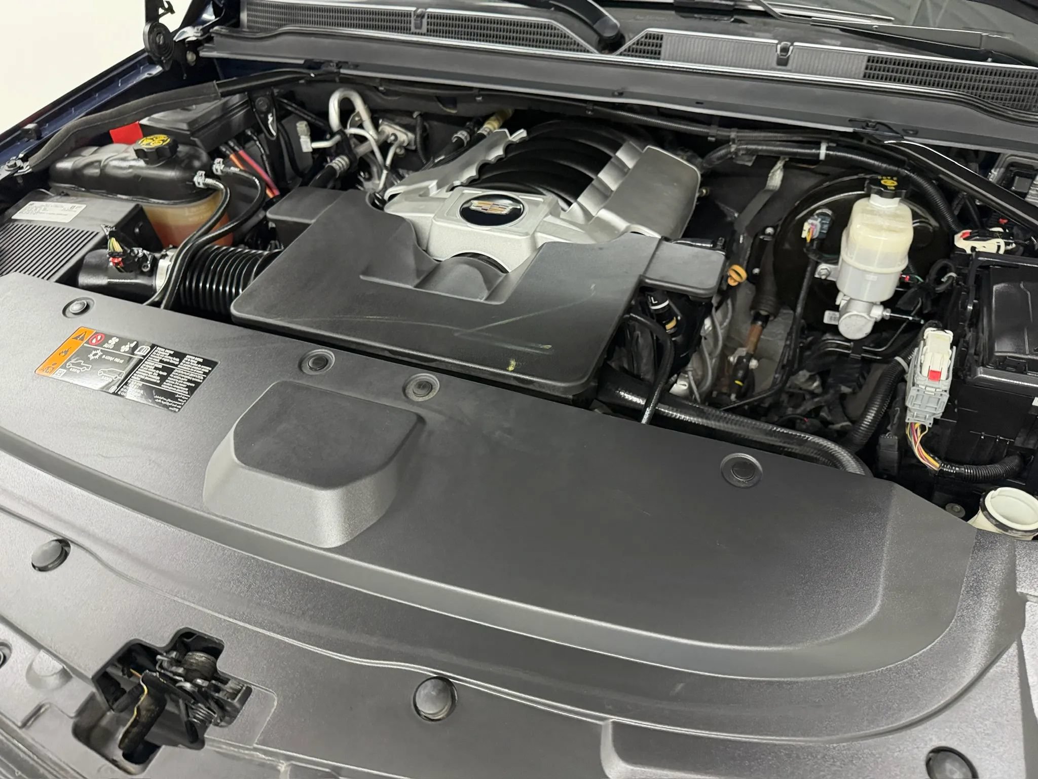 Used 2019 Cadillac Escalade Luxury RWD image 99
