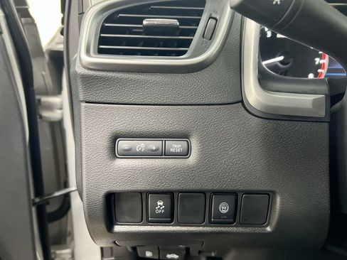 Used 2023 Nissan Murano S AWD/4WD image 18