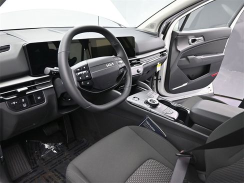 New 2026 Kia Sportage S image 17